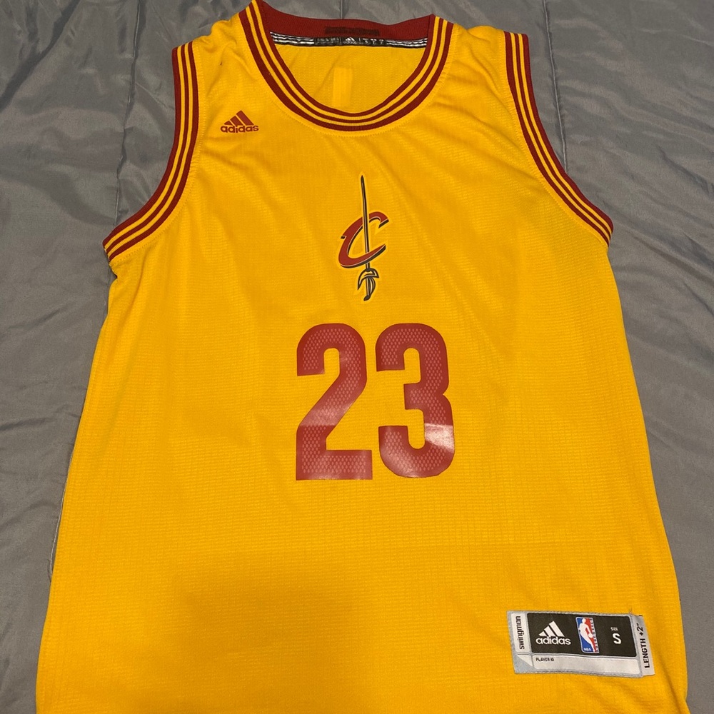 LeBron James Cleveland Jersey Authentic. A Small